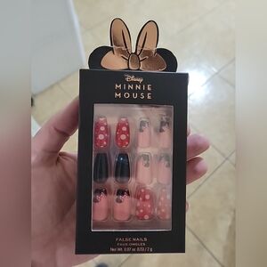 Disney Minnie Mouse False Nails - Red and Black